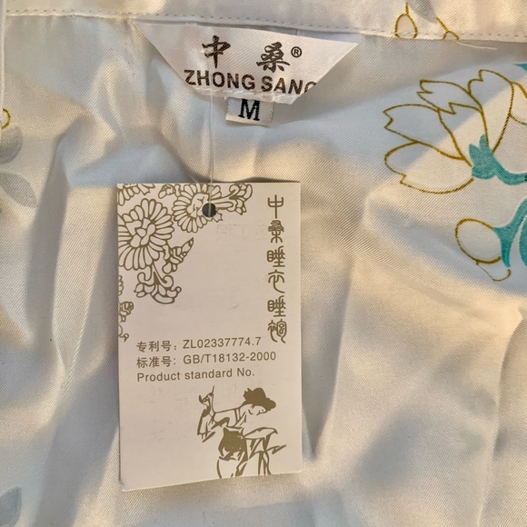 Satin Bridesmaid Robes x3 - all size Medium - Picture 7 of 11